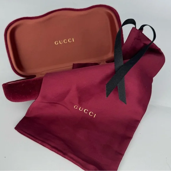 Gucci sunglasses Velvet Case and drawstring dust bag - Picture 1 of 4